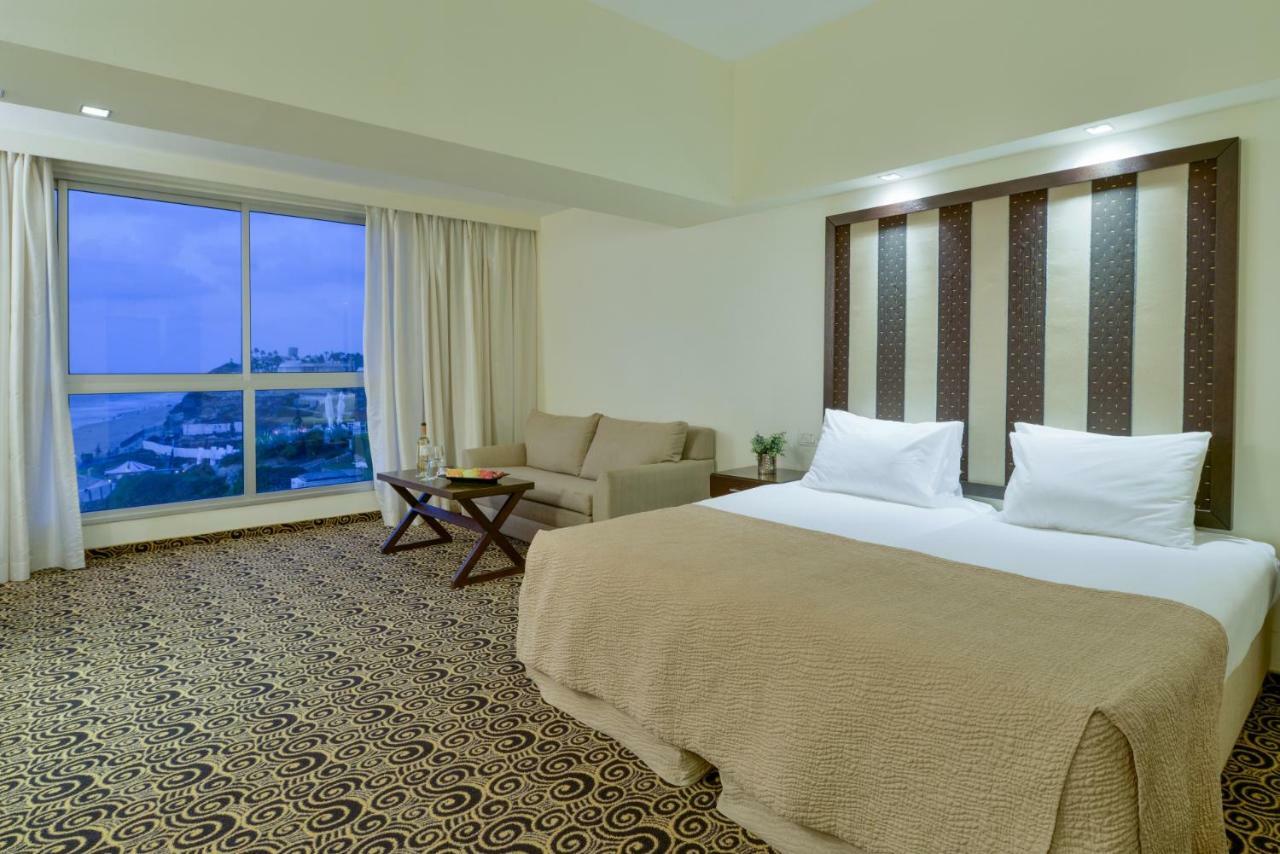 Hod Hasharon Luxury Apartment Herzelia Dış mekan fotoğraf